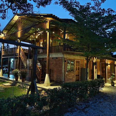 Sayang Di Kaki Bukit Homestay Near Icon City בוקיט מרטג'אם מראה חיצוני תמונה