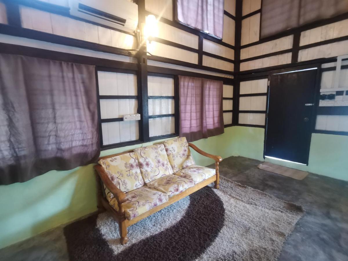 Sayang Di Kaki Bukit Homestay Near Icon City בוקיט מרטג'אם מראה חיצוני תמונה