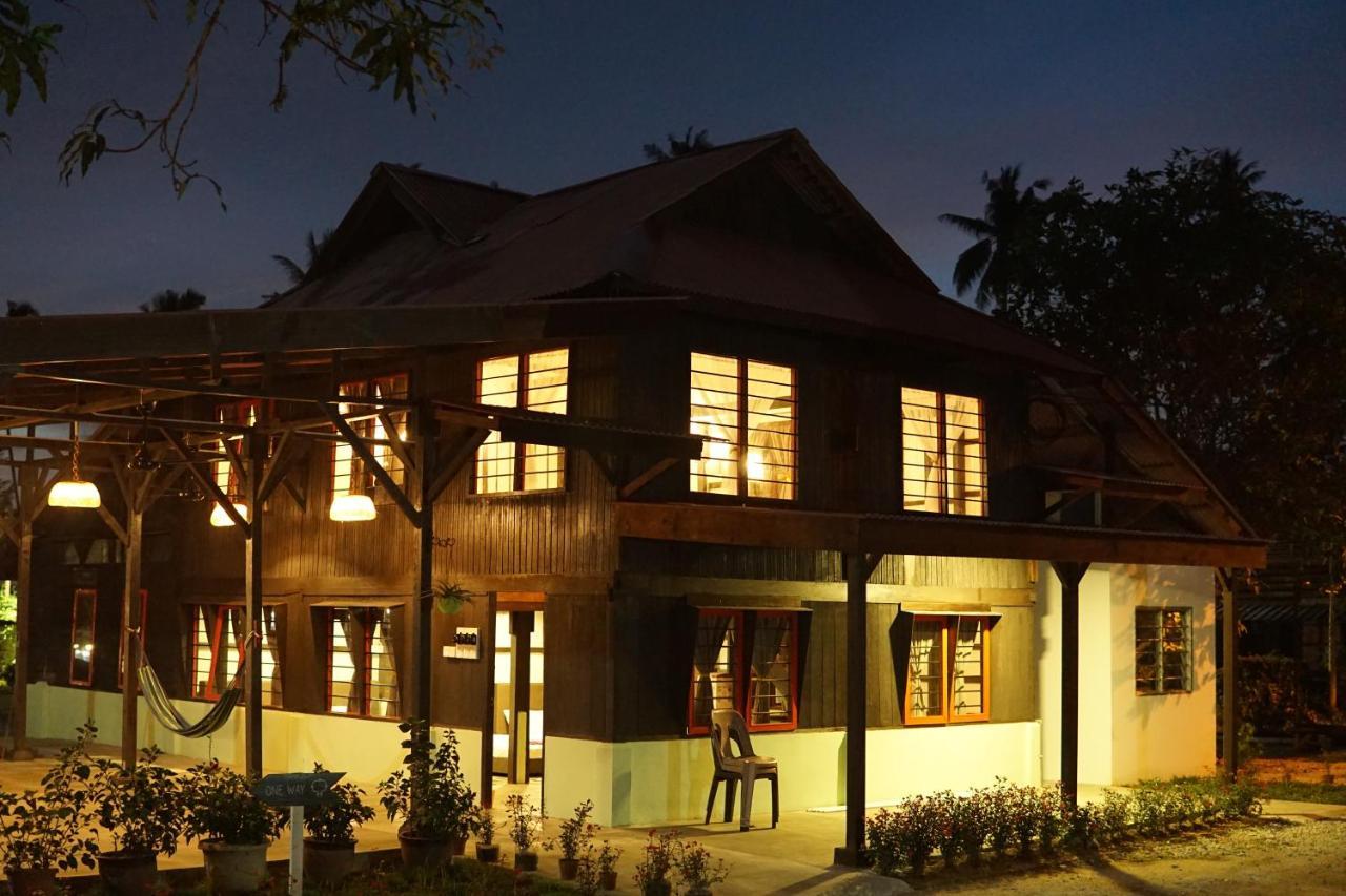 Sayang Di Kaki Bukit Homestay Near Icon City בוקיט מרטג'אם מראה חיצוני תמונה